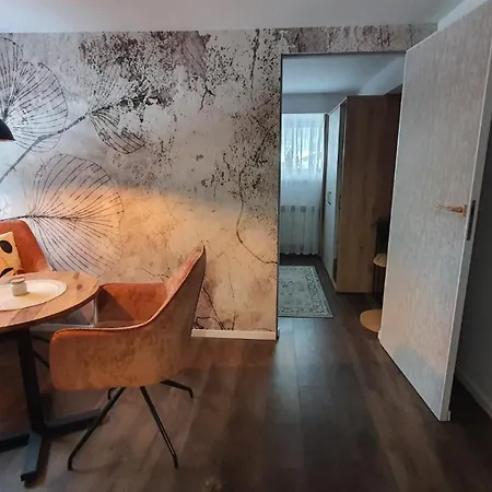 Pod Sliwkami Lägenhet