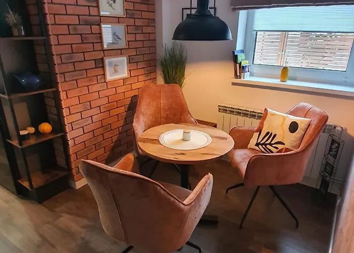 Pod Sliwkami Lägenhet *